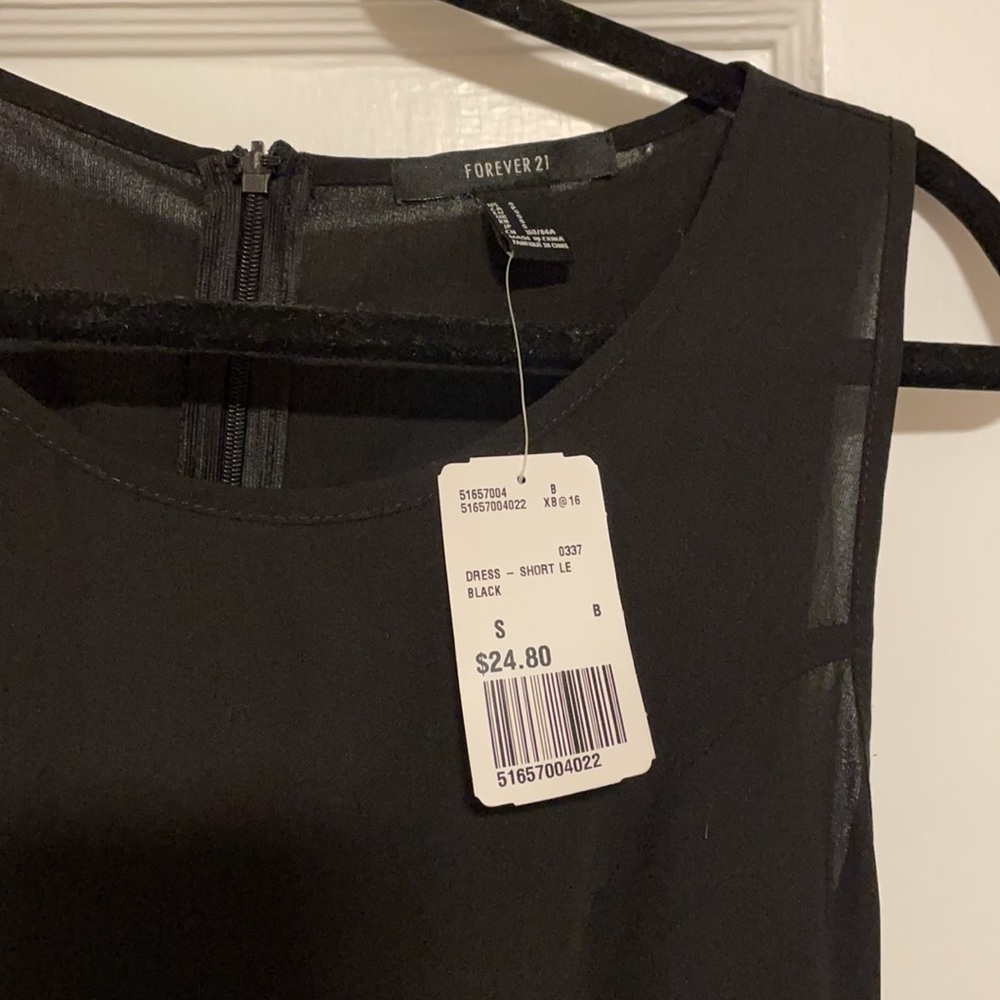 NWT Forever 21 dress w/open crisscross waist - Picture 3 of 6